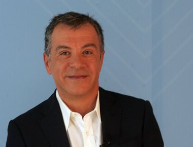 Σ Θεοδωράκης: «Fake news η έξοδος από το μνημόνιο»